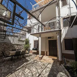 Kristina Apartment